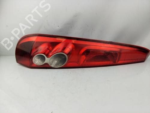Used Left taillight FORD FIESTA V (JH_, JD_) 1.4 TDCi (68 hp) 21286764