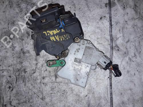 Front left lock NISSAN X-TRAIL I (T30)  | BP8560128C98 