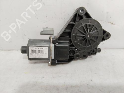 Used Right rear window motor HYUNDAI ix20 (JC) 1.6 CRDI (116 hp) 25717175
