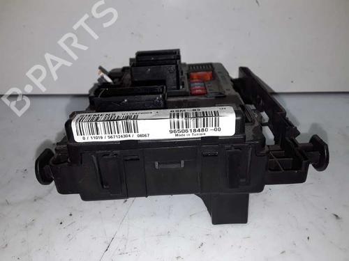 Fuse box CITROËN XSARA PICASSO (N68) [1999-2012]  8566727