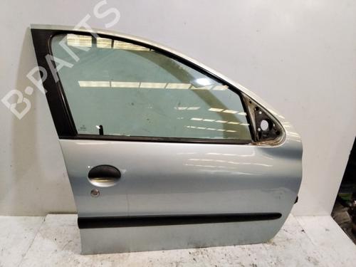 Used Right front door PEUGEOT 206 Hatchback (2A/C) 1.9 D (69 hp) 18246239