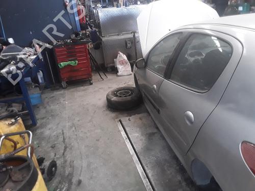 Fuse box PEUGEOT 206 Hatchback (2A/C) 1.4 HDi eco 70 | BP18246713E1 