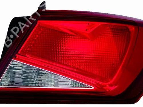 Used Right taillight SEAT LEON (5F1) [2012-2021]  15645086