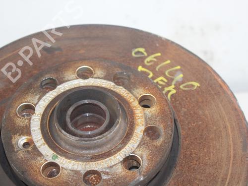 Right front steering knuckle AUDI A4 B7 (8EC) 2.0 TDI 16V | BP17317885M26 