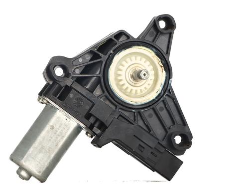 Right rear window motor VOLVO V40 Hatchback (525) T5 | BP32234525E22