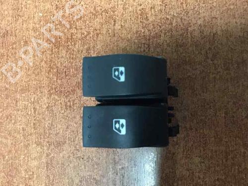 Used Left front window switch RENAULT MEGANE II (BM0/1_, CM0/1_) [2001-2012]  8554810