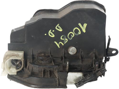 Højre fortil lås Højre fortil lås BMW X1 (E84) sDrive 20 d (177 hp) 34214886 34214886