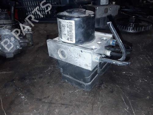 Used ABS pump FORD FOCUS I (DAW, DBW) [1998-2009]  8561670