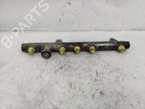 Used Injection rail RENAULT SCÉNIC II (JM0/1_) [2003-2010]  26013509