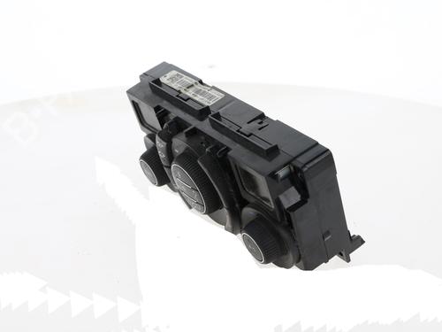 Climate control PEUGEOT 5008 (0U_, 0E_) | BP29573089I5