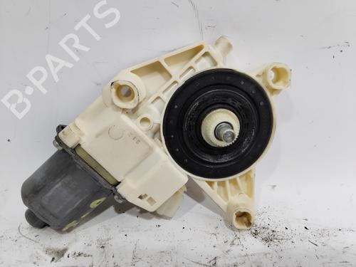 Motor elevalunas delantero izquierdo MERCEDES-BENZ B-CLASS Sports Tourer (W246, W242) B 220 CDI / d (246.203) (170 hp) 27470019