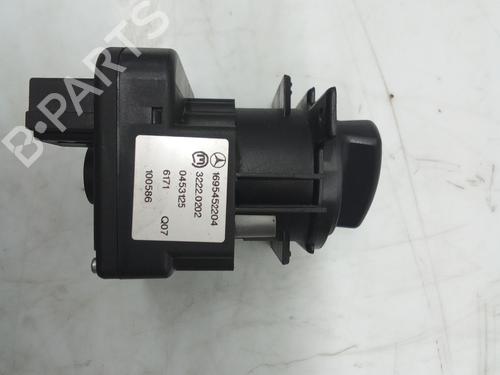 Headlight switch MERCEDES-BENZ A-CLASS (W169) A 200 TURBO (169.034, 169.334) | BP8583682I24 