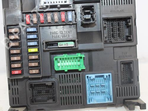 Fuse box PEUGEOT 308 SW I (4E_, 4H_)  | BP15226070E1 