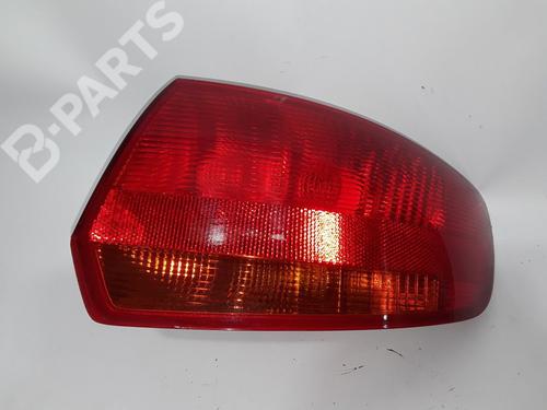 Used Right taillight Right taillight AUDI A3 Sportback (8PA) [2004-2015] 10989033 10989033
