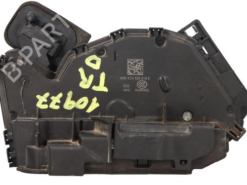 Højre bagtil lås VW POLO VI (AW1, BZ1, AE1) 1.0 TSI (95 hp) 32852533
