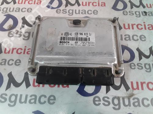 Engine control unit (ECU) VW BORA I (1J2) [1998-2013]  8579563