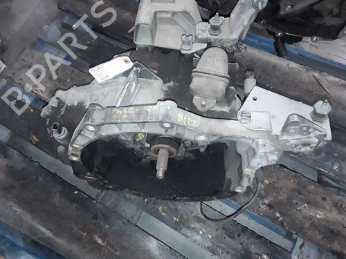 Used Gearbox RENAULT ESPACE III (JE0_) 2.2 12V TD (JE0E, JE0H, JE0P) (113 hp) 8560218