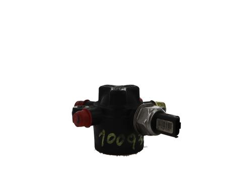 Used Injection rail FORD FOCUS C-MAX (DM2) [2003-2007]  30400329