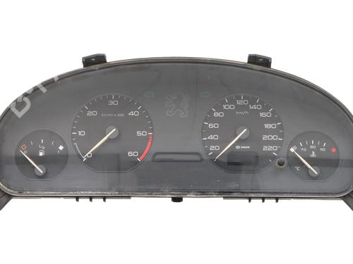 Used Instrument cluster Instrument cluster PEUGEOT 406 (8B) 1.9 TD (92 hp) 33852343 33852343