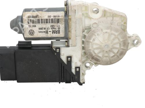 BP31571732E21 main image