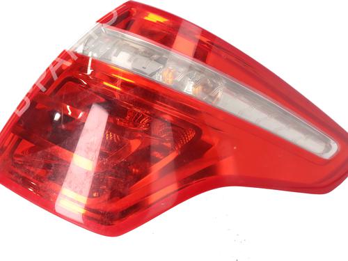 right-taillight-citroen-c4-picasso-i-mpv-ud_-2006-2007-2008-2009-2010-2011-2012-2013-2014-2015-35769540 main image