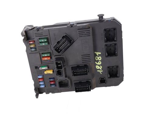 Used Fuse box Fuse box PEUGEOT 206 Hatchback (2A/C) 1.4 16V (88 hp) 39752363 39752363