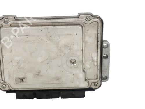 Engine control unit (ECU) OPEL VIVARO A Bus (X83) 2.0 CDTI (F7, J7, A07) | BP31906440M57