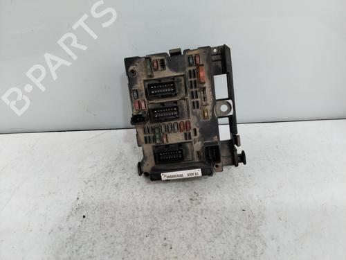 Zekeringkast PEUGEOT 307 (3A/C) 1.6 HDi (90 hp) 18890207