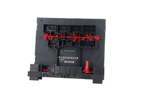 Sikringsdåse AUDI A3 Sportback (8PA) 2.0 FSI (150 hp) 30391305