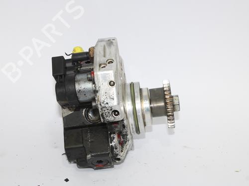 Used Injection pump MERCEDES-BENZ M-CLASS (W164) ML 300 CDI 4-matic (164.120) (190 hp) 13910561
