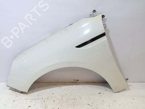 left-front-fenders-renault-megane-iv-hatchback-b9amn_-2015-37294678 main image