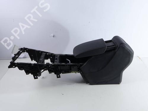 Used Armrest / Center console Armrest / Center console VW TIGUAN (CT1) 1.5 TSI eHybrid (204 hp) 40154504 40154504
