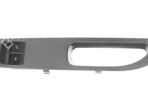 BP29967513I27 main image