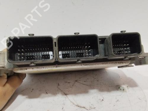 Engine control unit (ECU) RENAULT CLIO III (BR0/1, CR0/1) | BP28728038M57