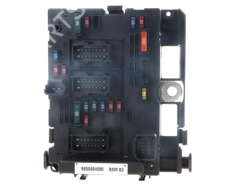 Used Fuse box CITROËN XSARA Break (N2) 1.4 LPG (75 hp) 32208609