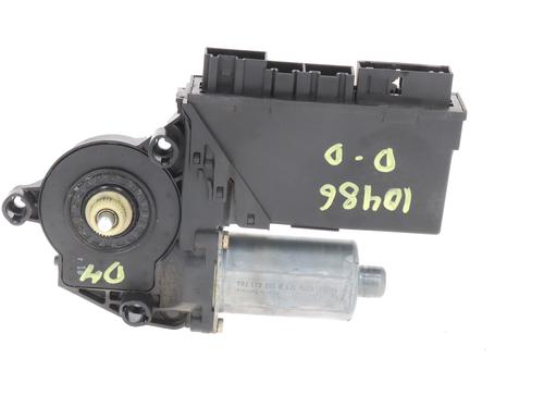 Rudehejsemotor forskærm højre AUDI A4 B6 (8E2) 1.9 TDI (130 hp) 30810841