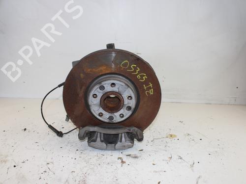 Used Left front steering knuckle PEUGEOT 3008 II SUV (MC_, MR_, MJ_, M4_) [2016-2026]  18488648