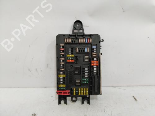 Used Fuse box BMW 3 (F30, F80) 318 d (150 hp) 25717284