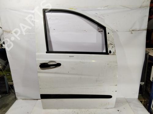 Used Right front door Right front door MERCEDES-BENZ VITO Bus (W639) 110 CDI (639.701, 639.703, 639.705) (95 hp) 33946874 33946874