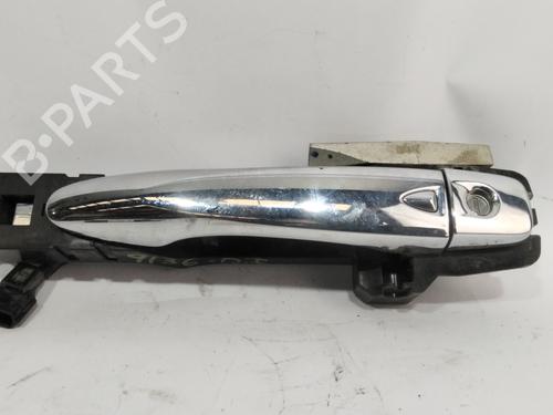 Used Front left exterior door handle NISSAN X-TRAIL II (T31) 2.0 dCi 4x4 (150 hp) 27375736