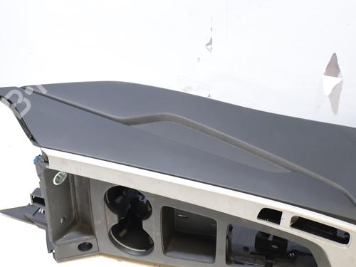 Middle console AUDI A4 B9 (8W2, 8WC) 35 TDI | BP37170950I22 - Image 4