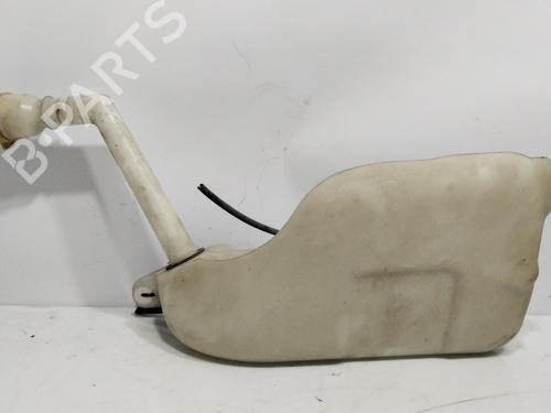 Used Windscreen washer tank RENAULT MEGANE III Grandtour (KZ0/1) [2008-2016]  29515263