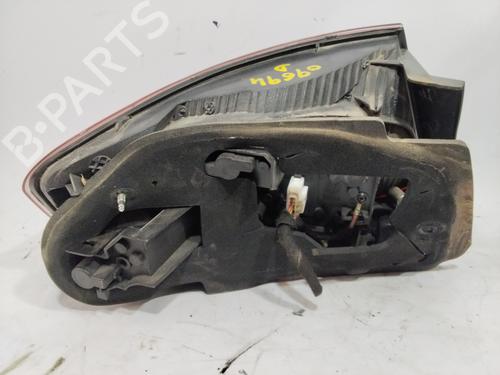 Right taillight PEUGEOT 407 (6D_) 2.0 (6DRFNB, 6DRFNE) | BP28312626C35 