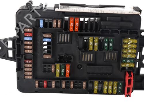 Used Fuse box Fuse box 37439562 37439562
