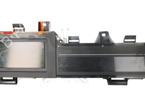 BP32335897C47 main image