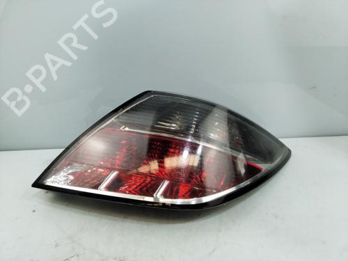 Høyre baklys OPEL ASTRA H GTC (A04) 1.9 CDTI (L08) (120 hp) 19157035