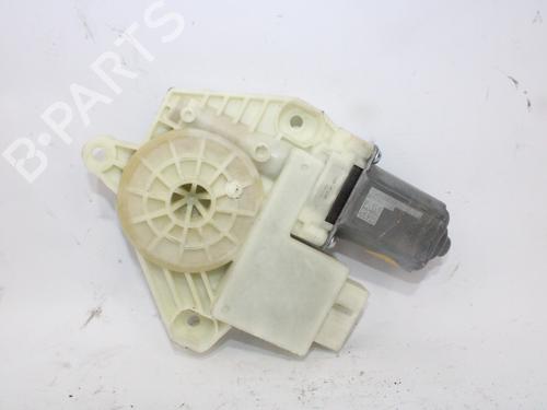 Used Left rear window motor VW PHAETON (3D1, 3D2, 3D3, 3D4, 3D6, 3D7, 3D8, 3D9) [2002-2016]  21013803