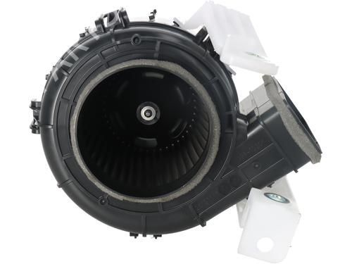 Used Heater blower motor Heater blower motor TOYOTA COROLLA Saloon (_E21_) 1.6 VVTi (ZRE210) (122 hp) 33168499 33168499