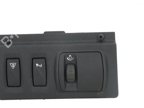 switch-renault-laguna-iii-bt01-2007-2008-2009-2010-2011-2012-2013-2014-2015-31823544 main image