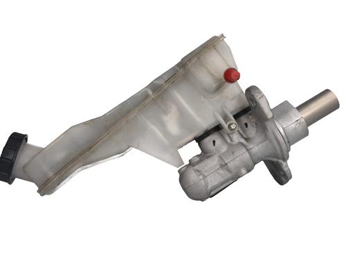 Brake master cylinder MERCEDES-BENZ GLA-CLASS (X156) GLA 200 CDI / d (156.908) | BP30961826M77